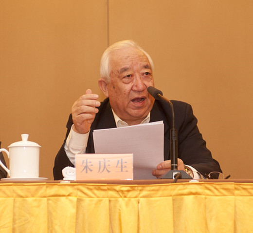 中国输血协会理事长朱庆生,副理事长单藕琦,南京市卫生局副局长潘淮宁